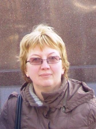 Аромастилист. Еще занимаюсь продвижением пептидных биорегуляторов http://t.co/isfXMFcv1J