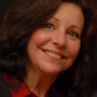 Lynn Bannister - @lynnnapa1 Twitter Profile Photo