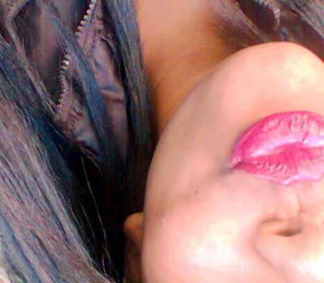 : Corinthiana ROXA' ,15 aninhoos , chocolatráa ,  kii adoraa  twiteer , e viciadaa eem msg HAHA'