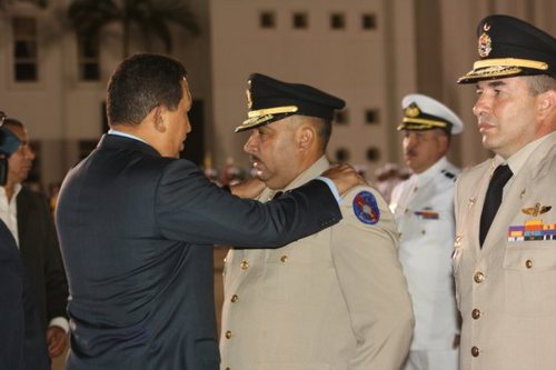 CORONEL REVOLUCIONARIO RADICAL SOCIALISTA Y SOBRE TODO!!! CHAVISTA!!!!