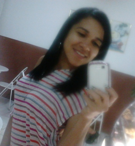 Fale o que quiser de mim, mas tenha a decência de olhar nos meus olhos enquanto fala e tenha a coragem de ouvir minha resposta.
