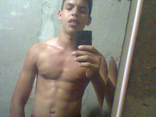 IAÊ GALERA , O ROLÉ É ESSE, DÔ VALOR PRA CARALHO A MUSCULÇÃO,DÔ MAIOR VALOR AO GRANDE SCHWARZENEGGER & AO BRUTO DO SCARPELLY!,CURTO SLAYER, É ISSO...SEGUE  AÊ!