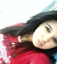 Geminiana,16 anos,Santista,apaixonada por musica,apoixonadissima pelo Justin Bieber e One direction,ama seus amigos e familia