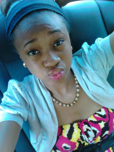Noo Comment .. Justt Follow Bacc if i follow YOUU (: