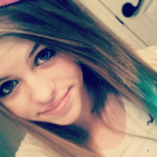 Hi:) well i love one direction:) #155204 louis is MINE:) and im not obseesed im dedicated:)