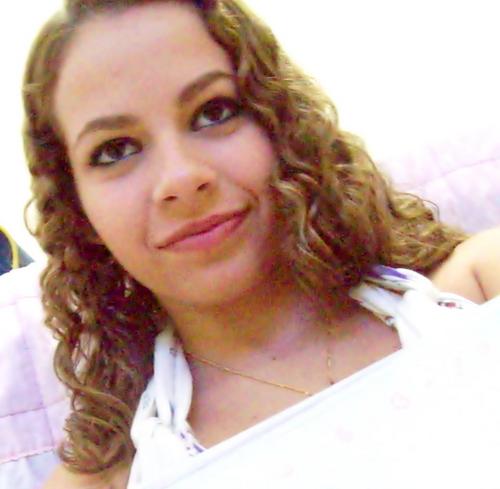 Queem sou eu?!
Erh, beem... Sou do tipo que não αcreditα em
contos de fαdαs...b styl
Te amo guria. @viiick_g aq:*