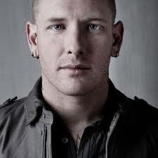 #MeuHinoé: Pulse Of The Maggot
#MeuLíderé: Corey Taylor
#MeuProtetor: Paul Gray ♥
Somos a Grande Sociedade Rockeira (; Dona:@meninaperigowq