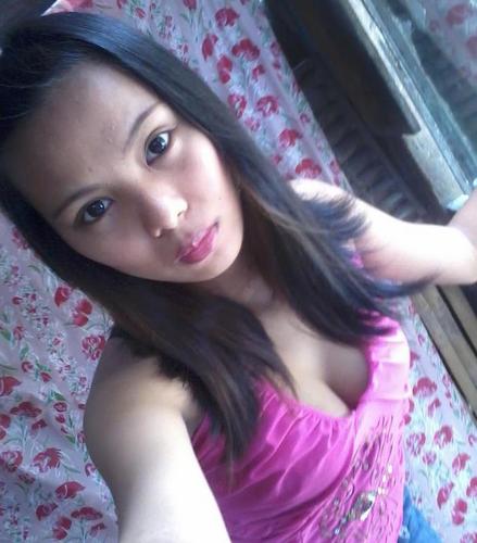 i am a simple girl and maybe a little selfish.... ha ha ha ha 
But when i am going to IN LOVE with a person ill do everything just for him
