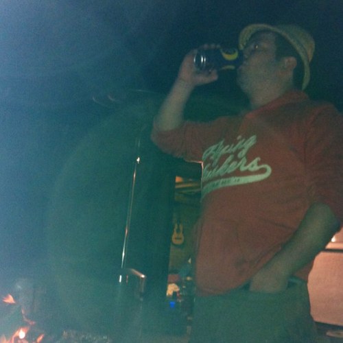 Cally_v's profile picture. 