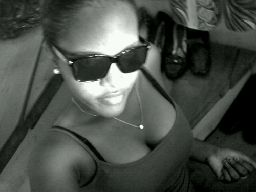 MadamSpontane's profile picture. 