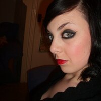 Ema (@intothegarden) 's Twitter Profile