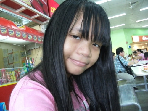 Hello , I'm Jyr . I Love To Sing , Dance and Explore. I Love Reading Books , I Love House of Anubis , Grachi , SNSD. 
Please Follow Me . thank you very much