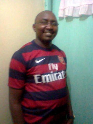 SOCCER THAT IS ARSENAL.
love love ARSENAL FC.