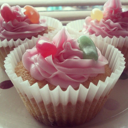 MissJenipenni's profile picture. 