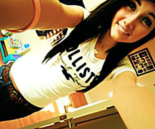i am and always will be myself don't like me get over it but get to know me and u wont want to forget me cause I'm amazing and I'm not going to change :P xx
