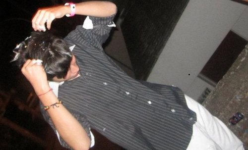 Jhonny_Vazquezz's profile picture. Me enamore.. Sin querer, sin razon sin motivos. No se como fue pero me enamore ♫