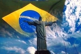 POR UM BRAZIL MELHOR E SEM SACANAGEM ME SIGAM E EU SEGUIREI TODOS SEMPRE QUE EU ESTIVER #ON TO JUNTO E MISTURADO COM MEU PRIMO= @BrazilIndica  SIGAM TODOS