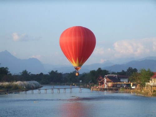 howcanigetone's profile picture. 