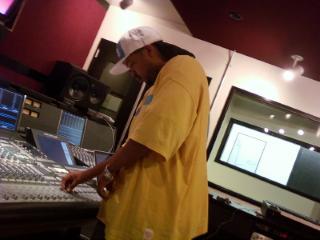 DJnetwerQ's profile picture. booking for DJnetwerQ email: netwerq@gmail.com