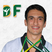Atleta de taekwondo da Universidade Gama Filho e da Marinha do Brasil.
