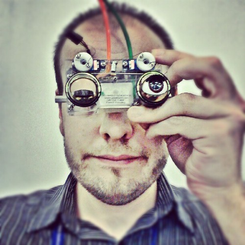Simulation Technician, human ally of @huMANikin, also part-time musician, failed artist and lover of technology...