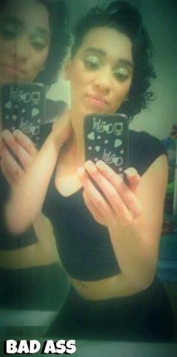 Do'n Me, Livinqq MY LIFE too the Fullest! :))
#BoOsieWife;)
#BaddAss  #FuqqWatAHoeGottaSay 
#FreeMyHusbandBoOsieBoO