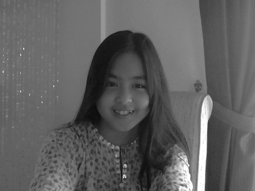 Hello,Guys!:D 3/10/99.  i'm 13,kolejians. Directioner of course♥ Do follow me.