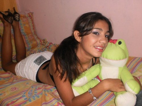 Amo Meus Amigos (a) 
Um Bejão Pra Vcs....
Amigos E Amigas Verdadeiras Eu Guardo Aki  ---------- 3......