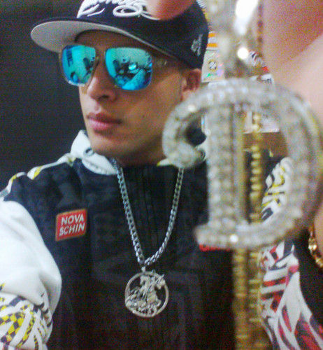Coom mto cariinho para meeu @MCDHIEGUOFICIAL ♥
Eu tee amoo ㅤ♥ 02.06.2012 ♥