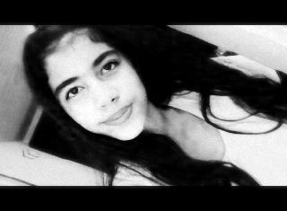 Eu não sou estranha. Eu sou edição limitada. (...)
E ele ?! ... Haha é so MEU! u.u