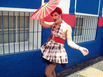 Não Tente me entender Sou Toda Trabalhada no luxo , Riqueza , Glamour & Sucesso !