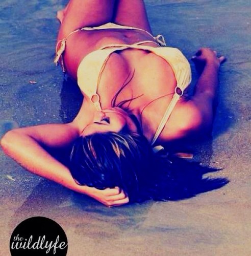 1anaparrott9's profile picture. From VA / TRAVEL / MUSIC / FASHION / = LIFE
use KARMALOOP rep code MEOWWW for 20% off !