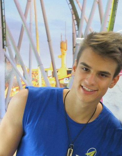 FCO do Renan Grassi ..
Posts sobre ele e muitas curiosidades.
Donas: @feehorocini e @lahdoroteia 
 *-*
Since:07/02/10