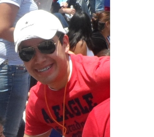 Licenciado en Relaciones Internacionales, Analista de finanzas y presupuesto en AT&T México.