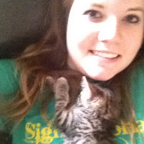 courcour's profile picture. Mom, nurse, tired. Still obsessed with dairy cows. Rock Chalk.