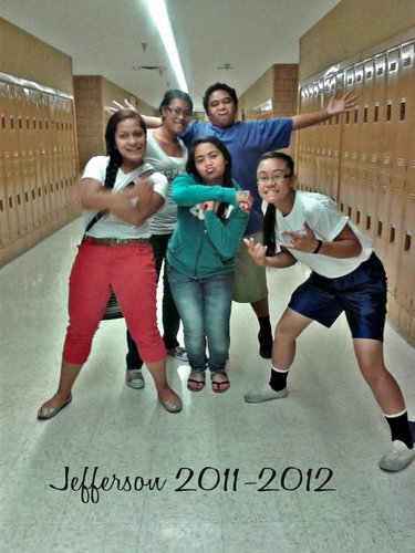 Pututau Family I ride(: Live In Kearns ; And ughh , tongann status(; Hmu.