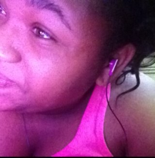 ChelseaDenise_'s profile picture. Follow me nd ill follow back ! Follow my bestos @Moe_Javion nd @_KaylaMyName