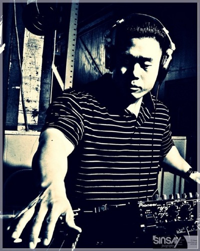 Blogger (https://t.co/TmbY6b2yMa), DJ (https://t.co/jB2P3SkgeZ) & Entrepreneur (https://t.co/amvW2Cz6XJ)