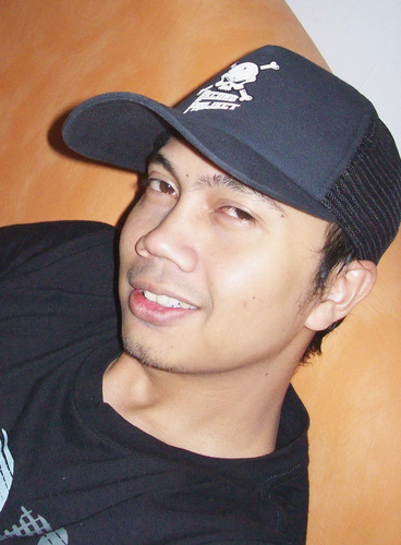 sundanis love indonesia,korean favorite, proud of japan..