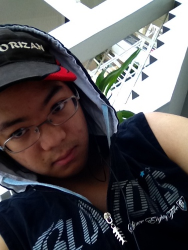 fizzy2005's profile picture. Alive but not Living.