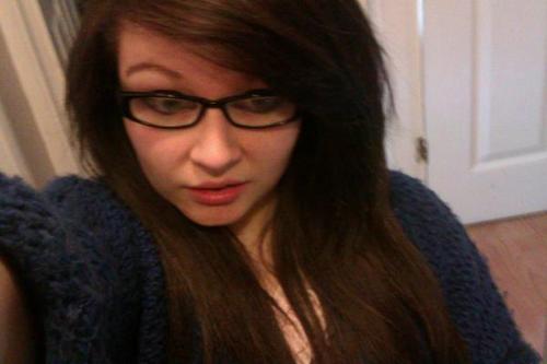 follow my other twitter please - @SamSaladFingers + add me on facebook - Samantha Abbey x x x