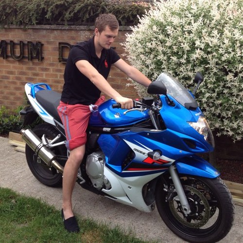 GilesBen111's profile picture. 