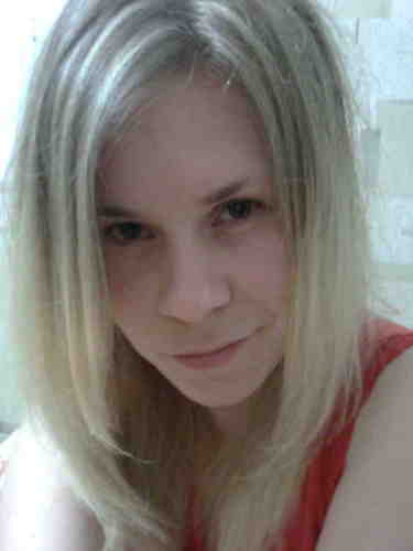 elenasysterova's profile picture. работаю продавцом,смотрю каникулы в мексике,а в свободное время наслаждаюсь жизнью...