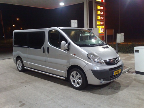 Voor al uw spoedritten in Nederland en  Europa. On board courier. 06-12321906
Urk - Nederland ·