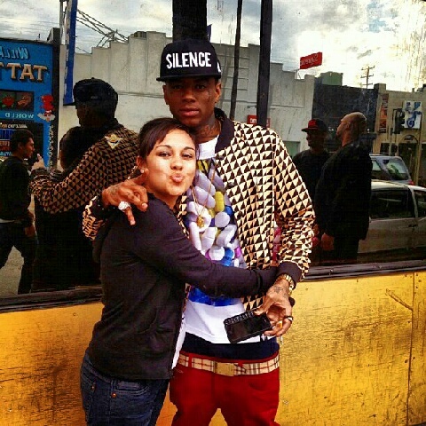 Im 20 yrs old jus call me nae #TeamSODMG stay in ya lane hoe...people take dis twitter shit serious lol im on her just to make convo