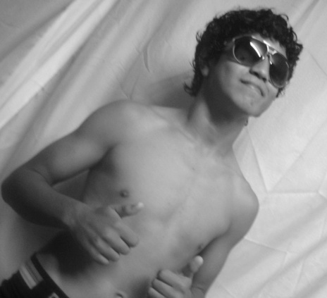 Capricorniano,Teimoso, Ciumento, Corinthiano ♥, Futebol, amigos, PC, Cel. e ae  , -- #Follow-me ? ;3 haha'