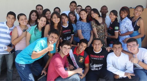 Ser Jovem é nunca deixar de sonhar! #SouDaFJB - Todo dia o tempo todo , Toda hora sem parar!