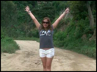 karen_leond's profile picture. 