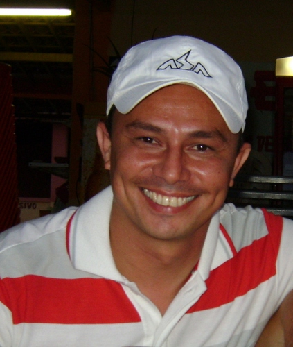 Diógenes de Souza Téc Seg da Empresa Saraiva Equipamentos, Torcedor do America de Natal e Flamenguista e Seguidor da melhor banda de Axé Asa de Águia.