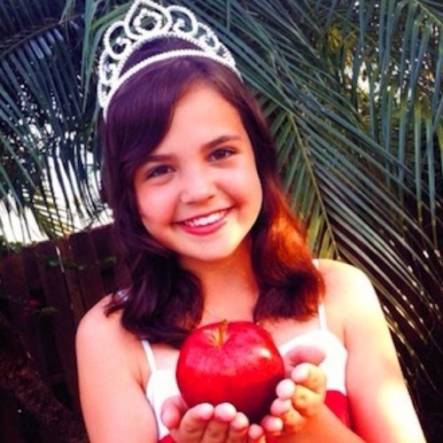 BabySnow_White's profile picture. I adore horses. especially my new horse Regina gave me, Storm. he's beautiful. i simply adore my stepmother, Regina Mills